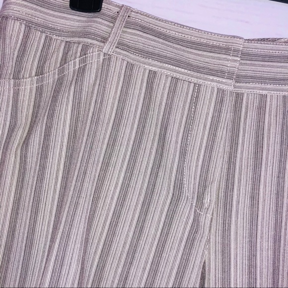 Gianni Bini Striped Dress Shorts - Picture 2 of 3